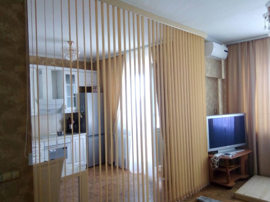 Вертикальные жалюзи 3м /2.80м.