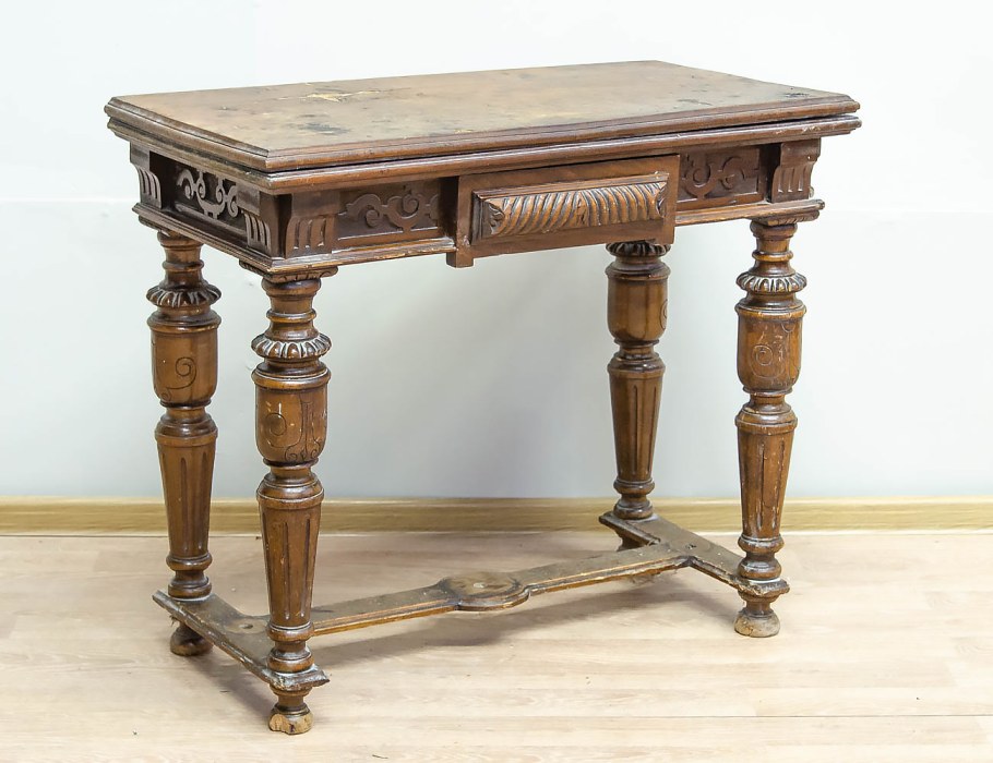 Ломберный столик старинный