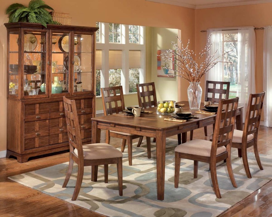 Мебель для столовых комнат