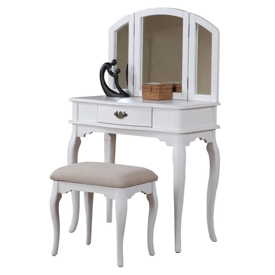 Туалетный столик