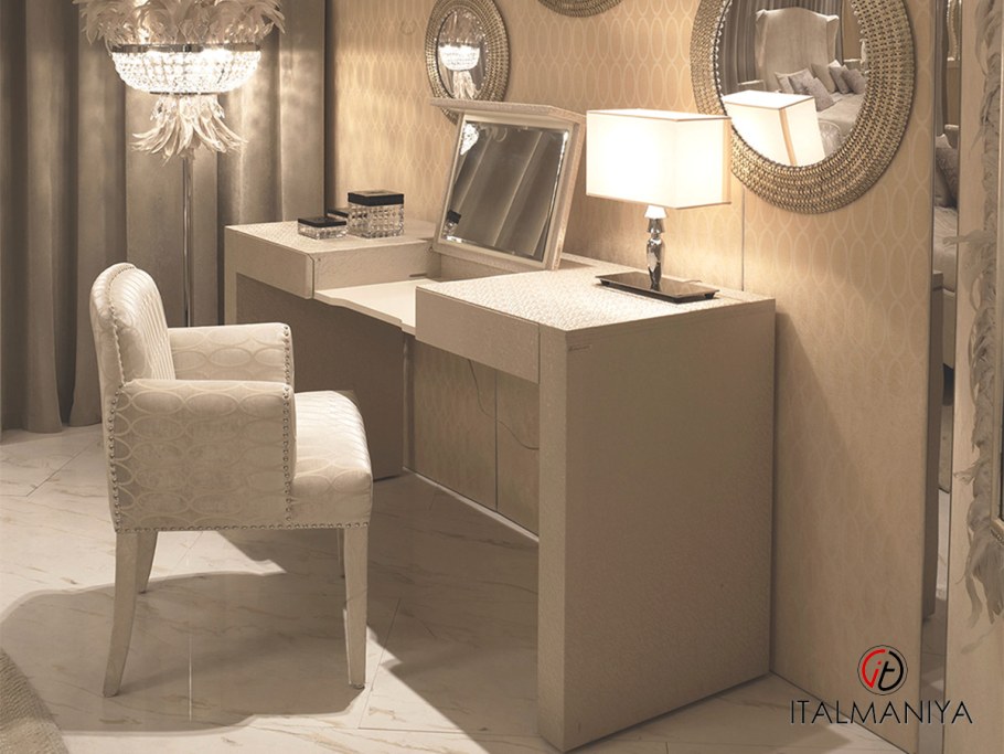 Зеркальный стол для косметики с узорами кружевами цена не дорогая