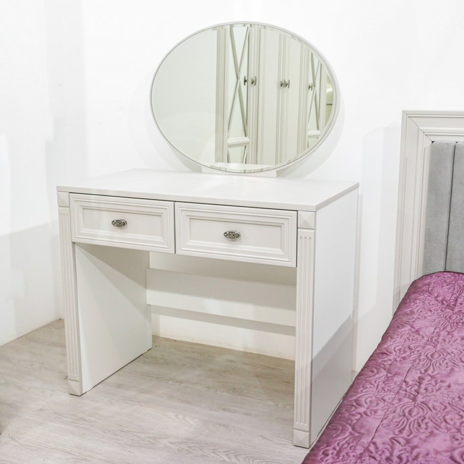 Туалетный столик хофф