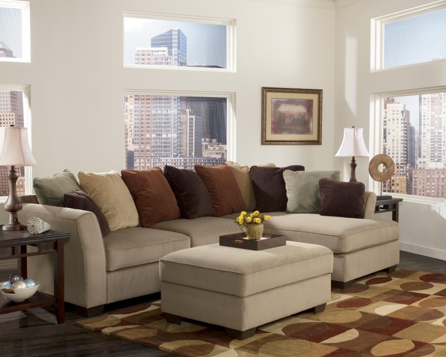 Диван в маленькую гостиную