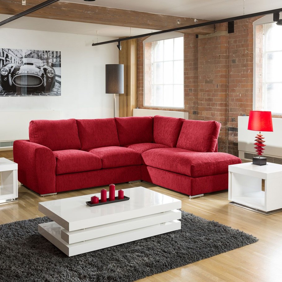 Диван в интерьере