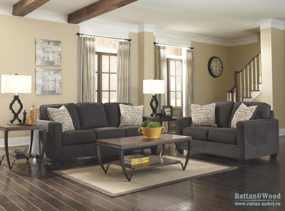 Серый диван в интерьере