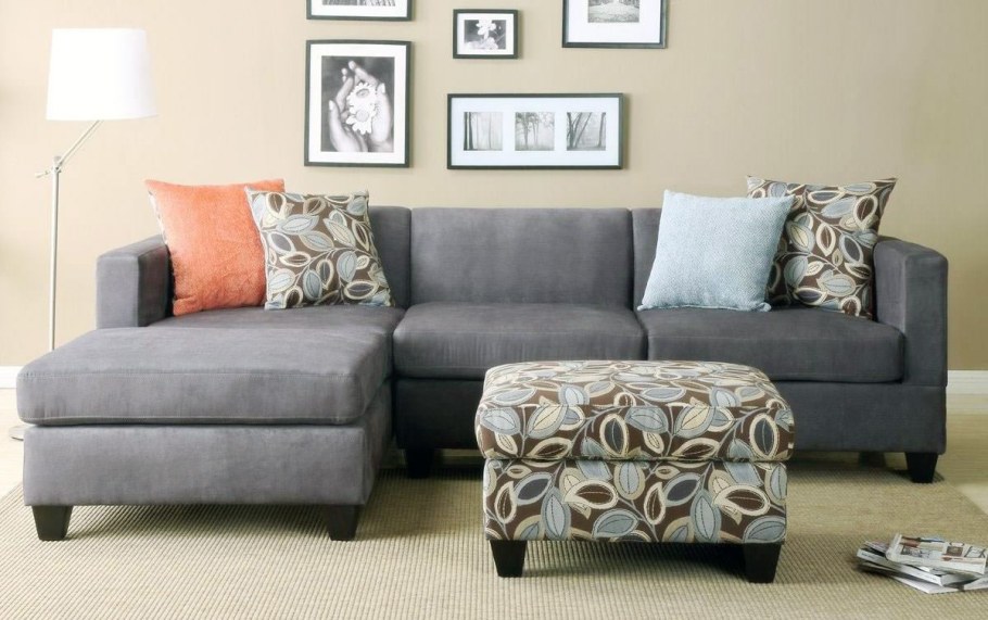 Подушки на диван в интерьере