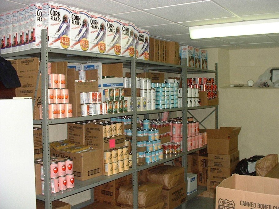 Склад продуктового магазина