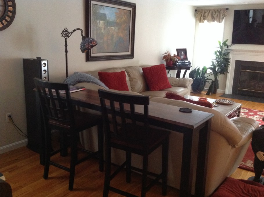 Кухня гостиная с островом