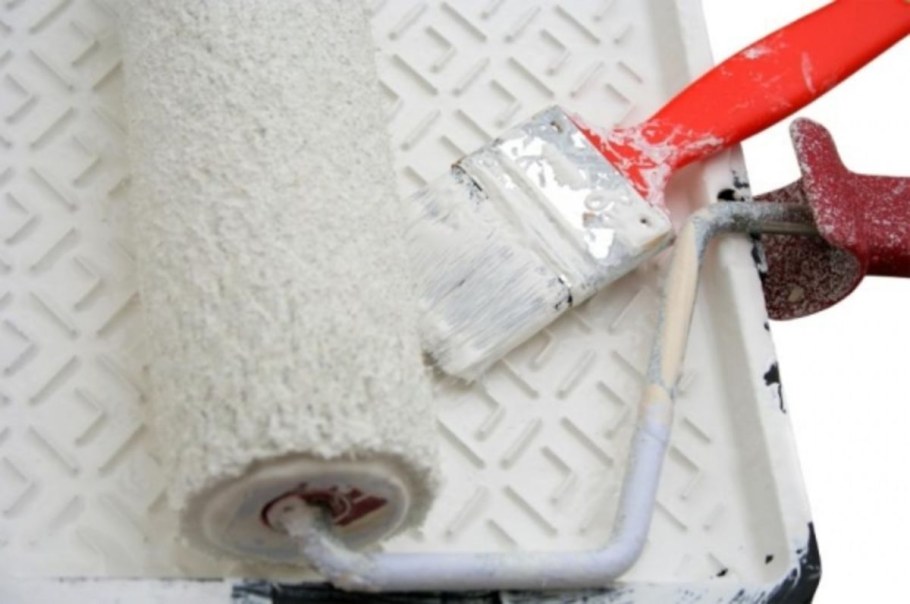 Покраска стен водоэмульсионной краской