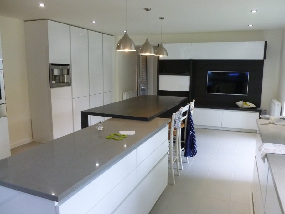 Телевизор на кухне