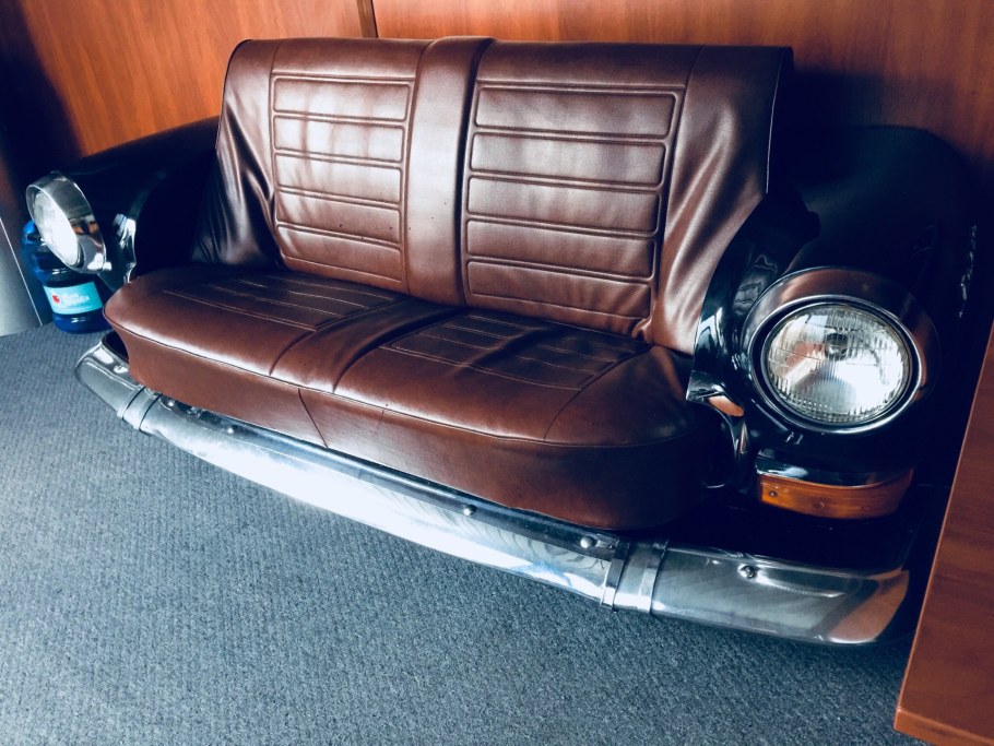 Американская мебель из автомобиля