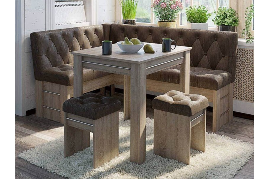 Мягкий уголок на кухню