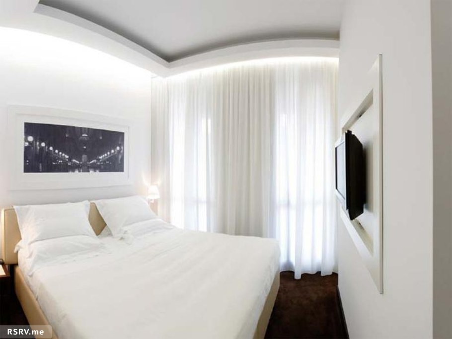 Потолок в маленькую спальню