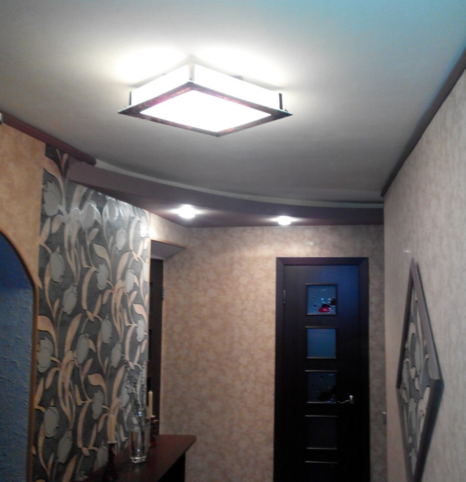 Натяжной потолок в хрущевке