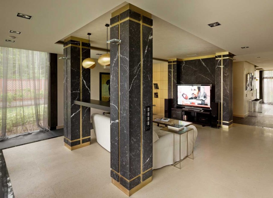 Колонны в современном интерьере