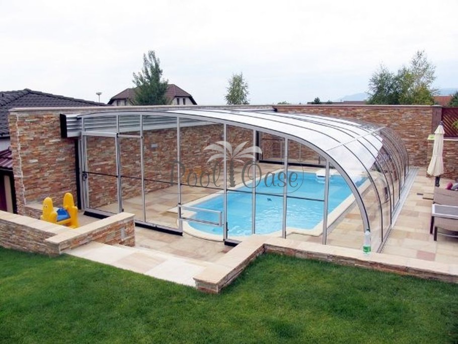 Крытые бассейны на участке