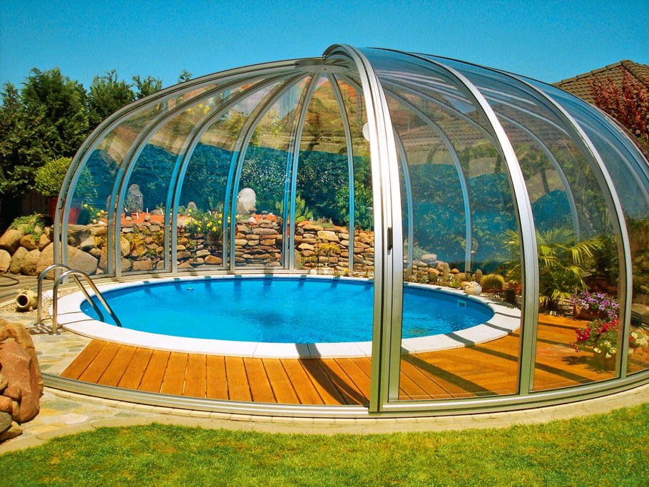 Бассейн в доме