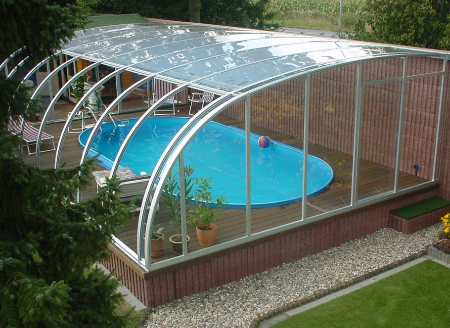 Крытый бассейн на даче