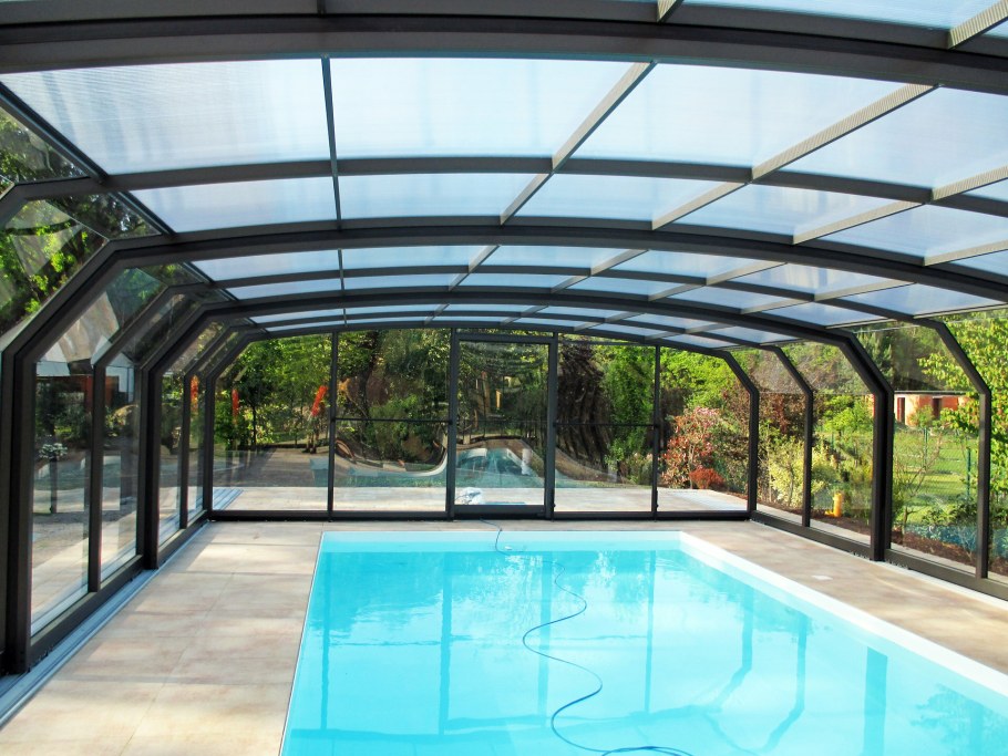 Крытые бассейны на даче