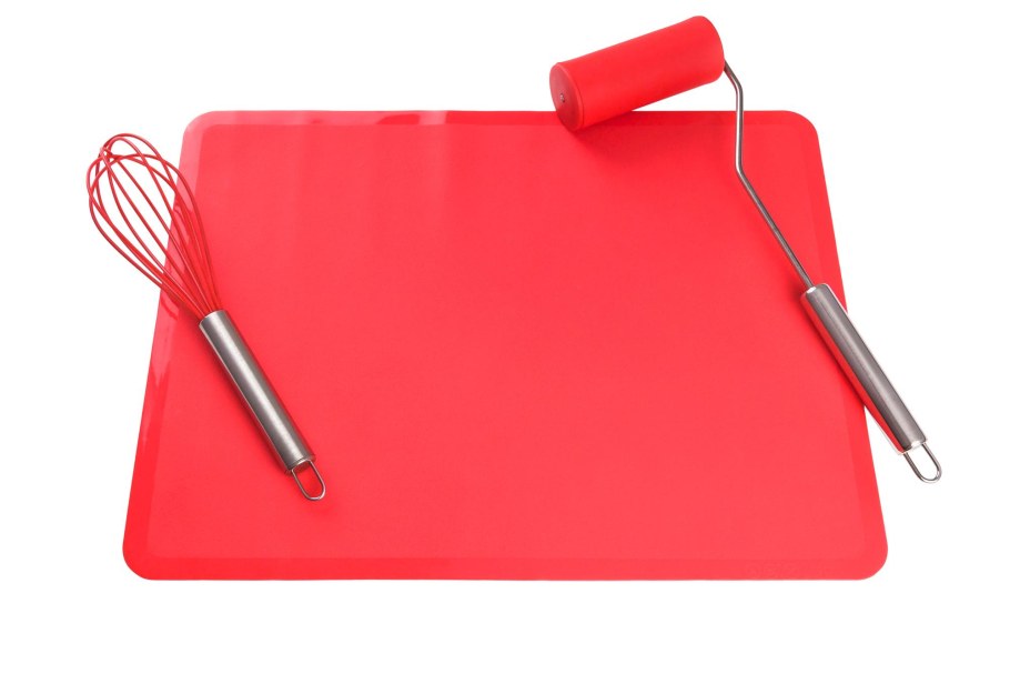 Скалка с тестом