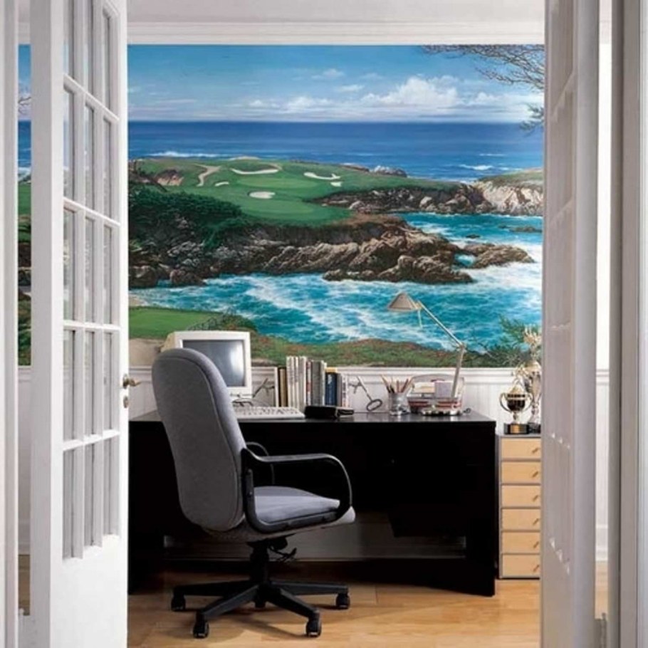 Геометрические фигуры на стене в интерьере