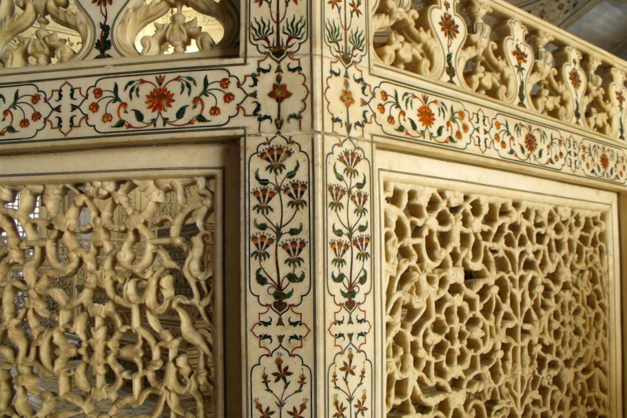 Тадж Махал инкрустация камнями