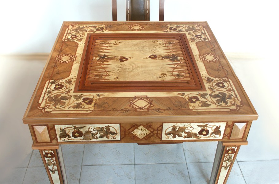 Мозаика из дерева мебель