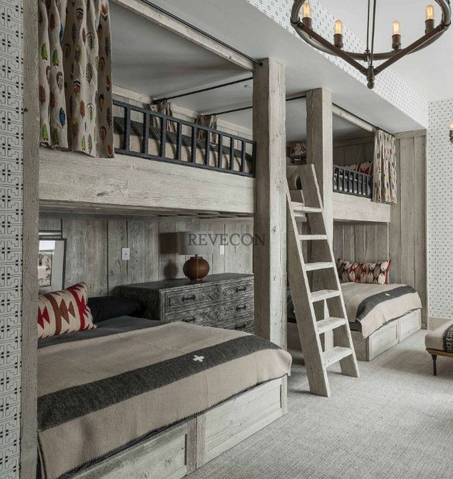 Кровать на 2 ярусе лофт