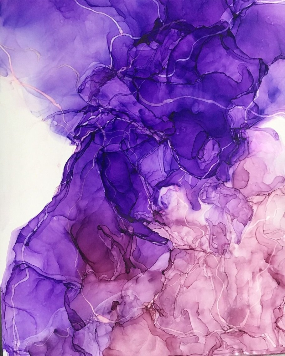 Сиреневый акварельный фон