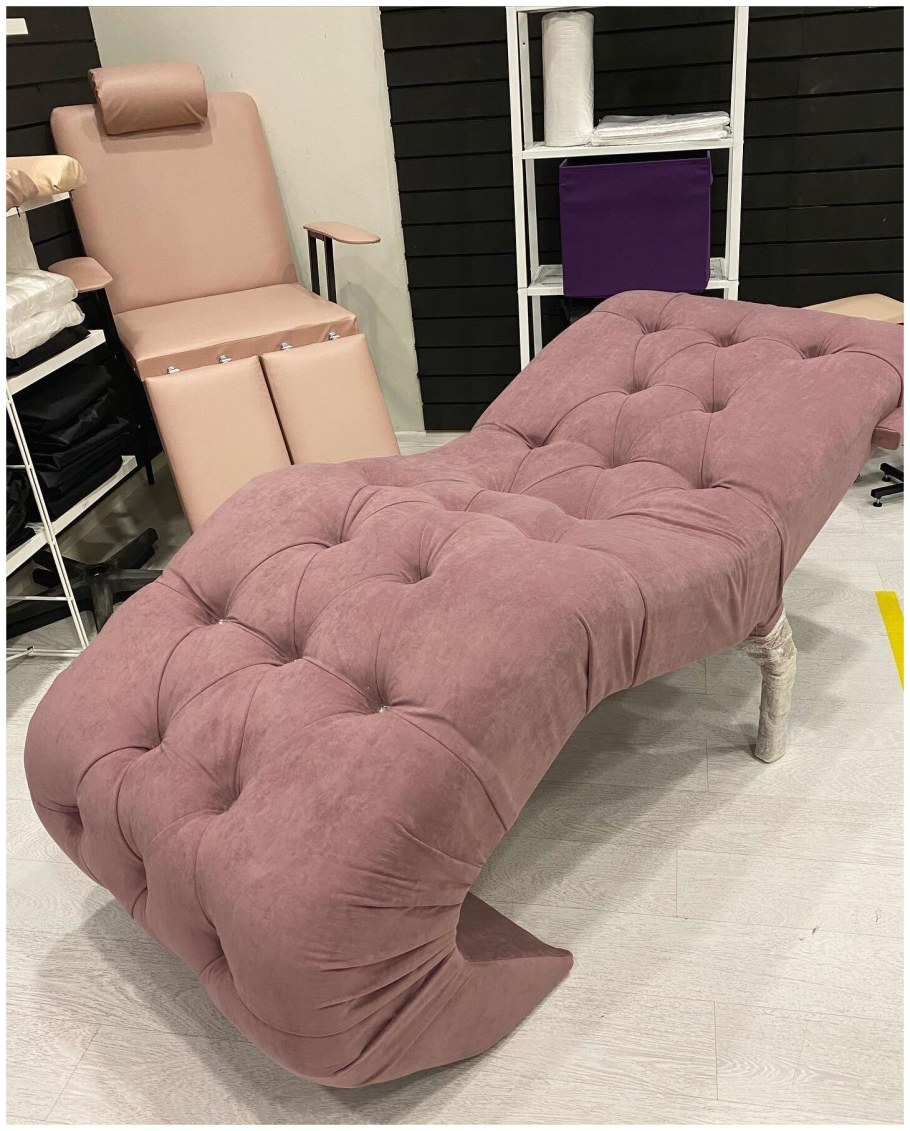 Анатомическая кушетка фото