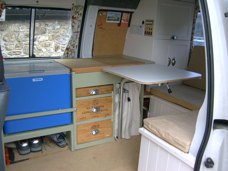 Откидной столик автодом Peugeot Boxer