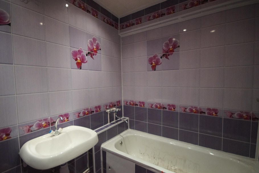 Туалет и ванна панелями ПВХ