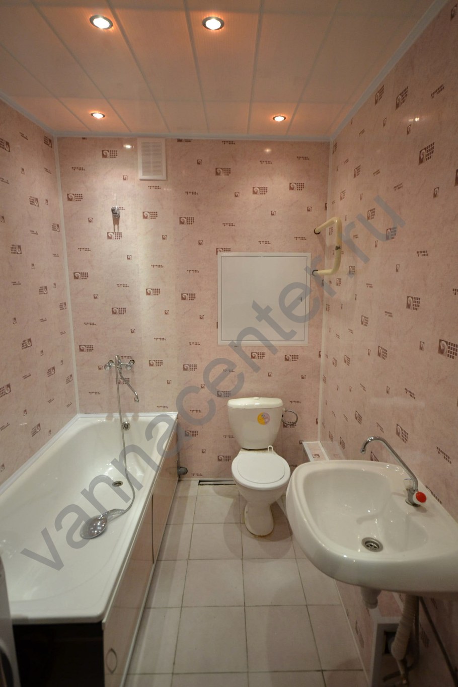 Ванная пластиковыми панелями