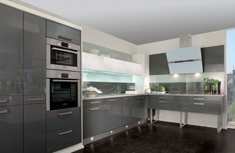 Кухня в серых тонах
