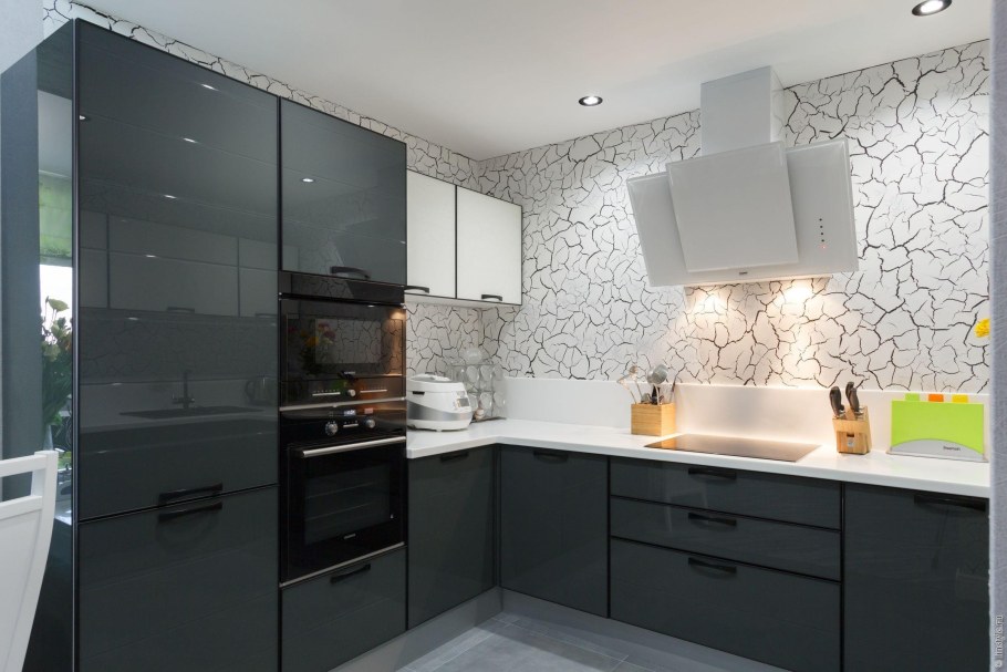 Кухня икеа серый низ белый верх