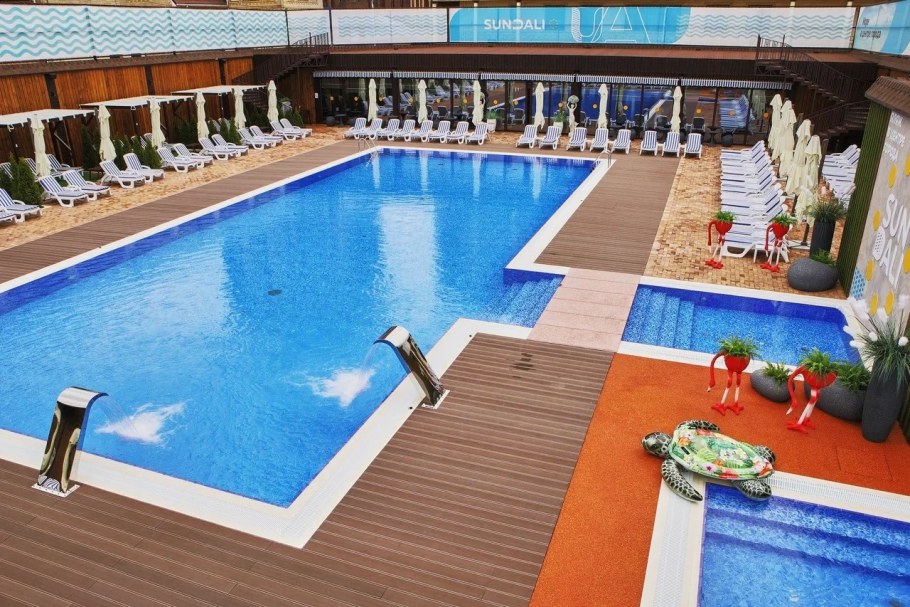 Сандали Краснодар бассейн