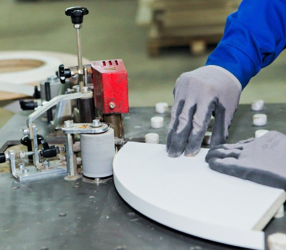 Кромка мебельная