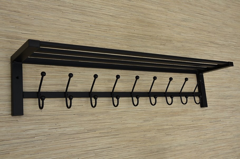 Вешалка в прихожую