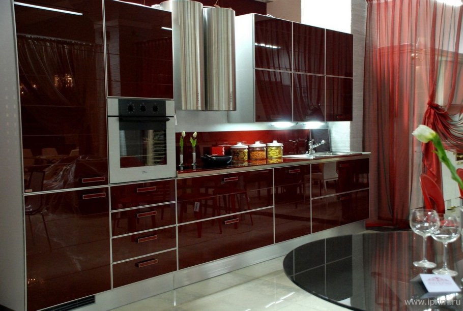 Радиусные кухни угловые