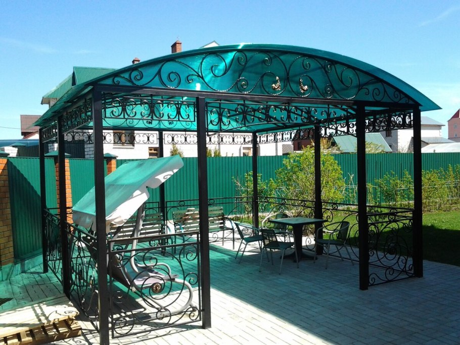 Беседка из металла
