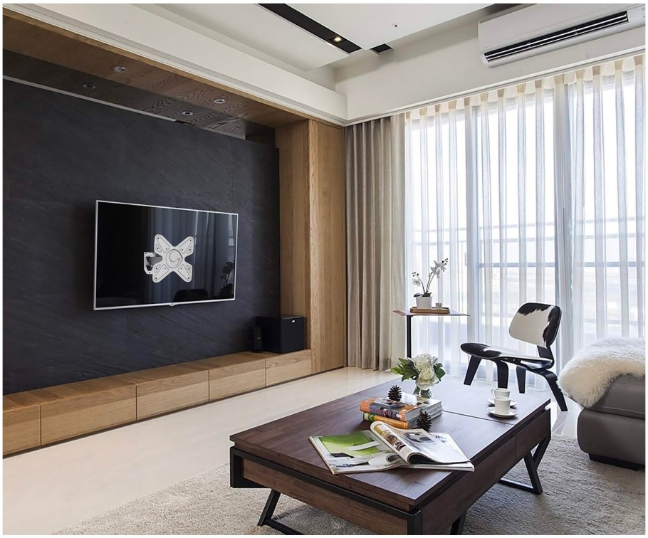 Телевизор в гостиной