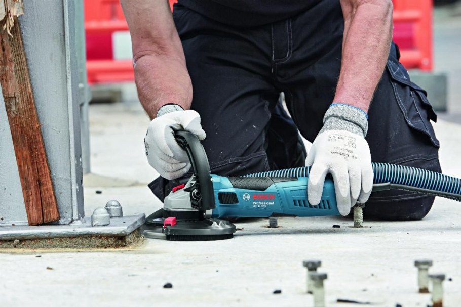 0601776001 Шлифмашина по бетону Bosch GBR 15 Cag