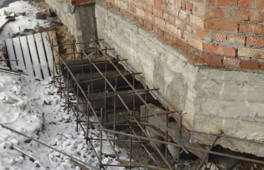 Усиление ленточного фундамента