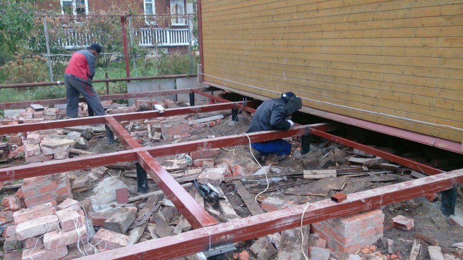 Фундамент под старый дом