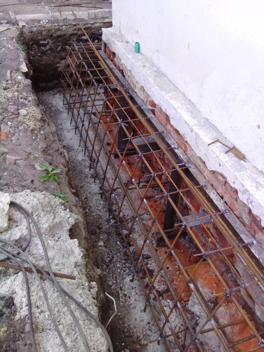 Фундамент на склоне