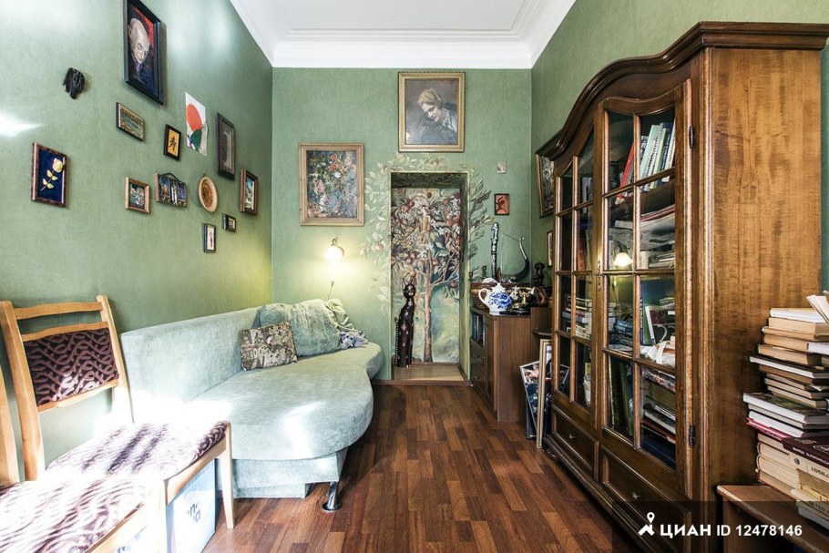 Бирюзовые стены на кухне