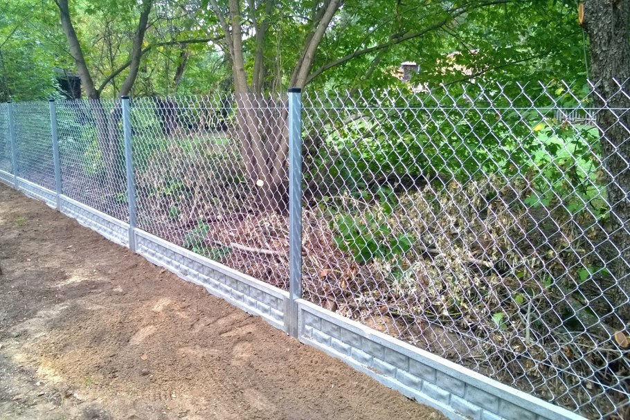 Сетка на низ забора