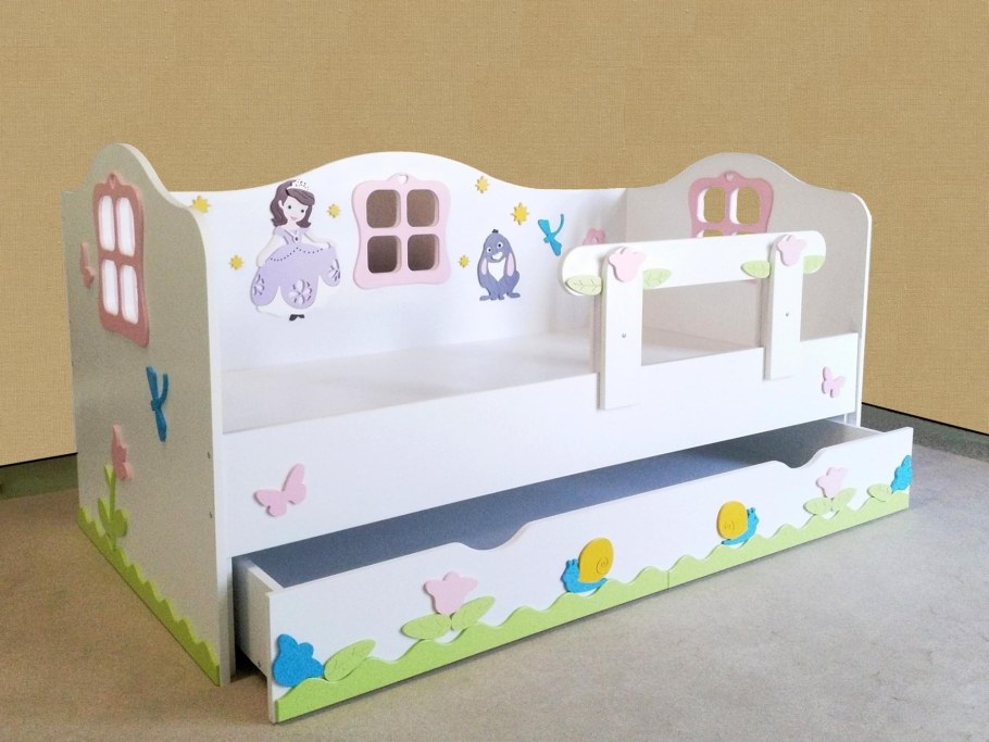 Детский шифоньер