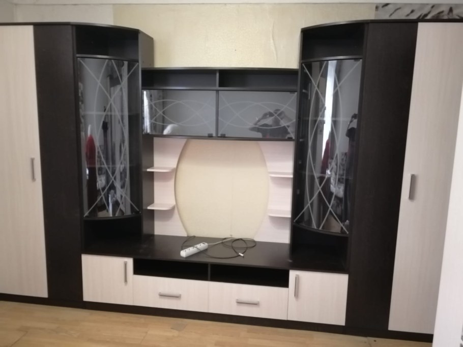 Гостиная гамма-15 (дуб беленый, венге)