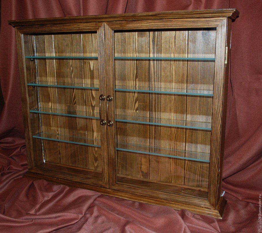 Витрина настенная ref.145 IDC